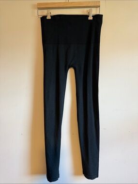 High-Waist Black Leggings — Everyday Stretch